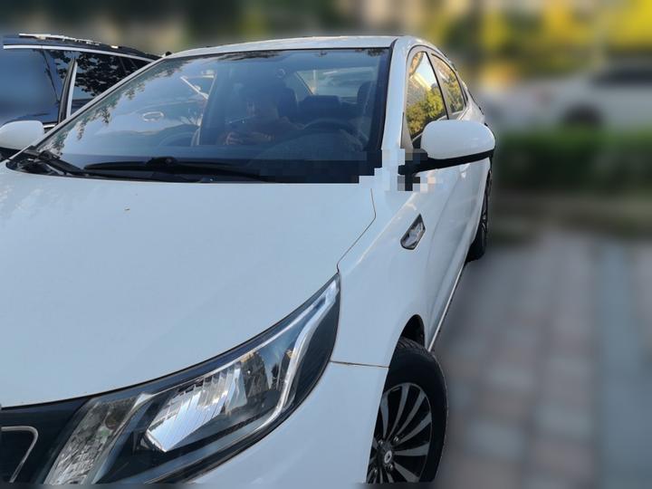 K2 2011 Sedan 1.4L AT GLS