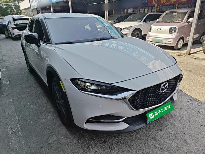 CX-4 2021 2.0L AT RWD Explorer photo 3