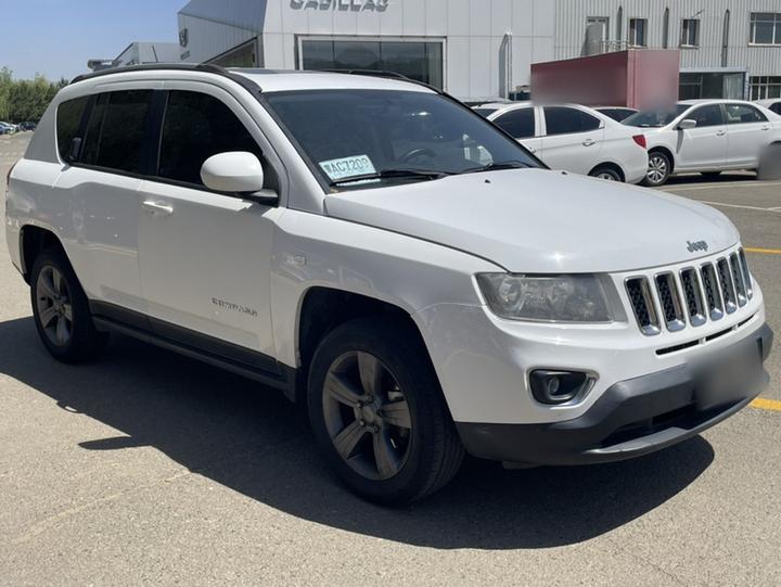 Compass Imported 2014 Facelift 2.4L AWD Comfort photo 3