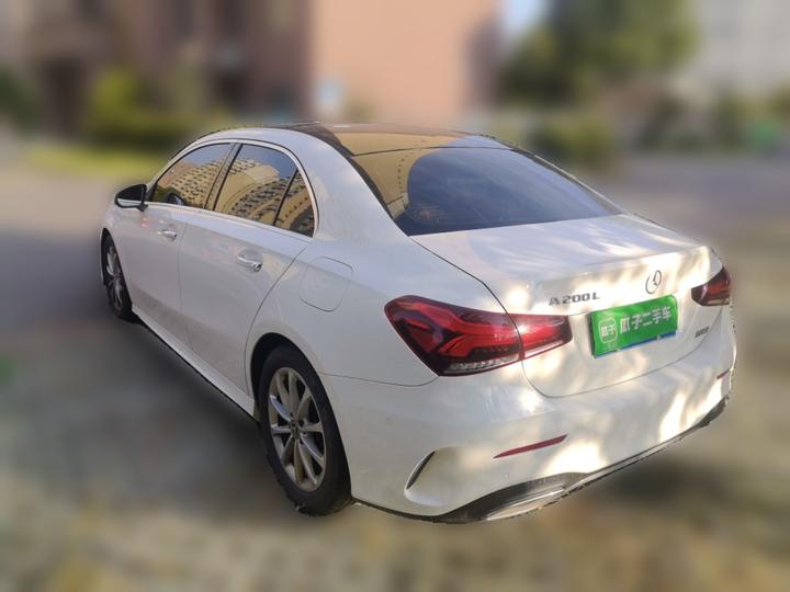 A-Class 2020 A 200 L Sport photo 4