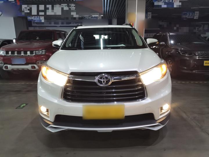 Highlander 2017 2.0T AWD Luxury 7-Seater photo 2