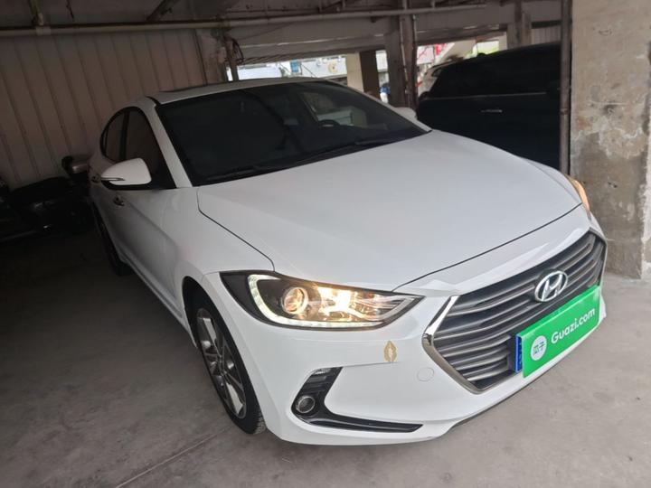 Elantra 2016 1.6L AT Smart Elite photo 3