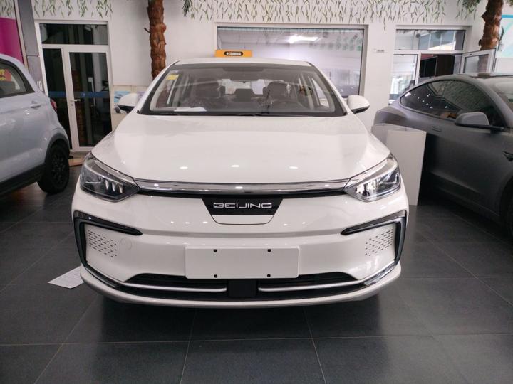 BAIC EU5 2021 photo 2