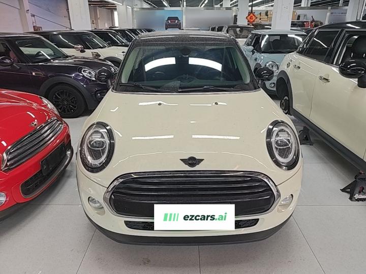 2018 1.5T COOPER Classic 5-Door photo 2