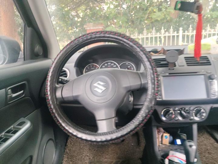 Swift 2013 1.5L AT 20 photo 7