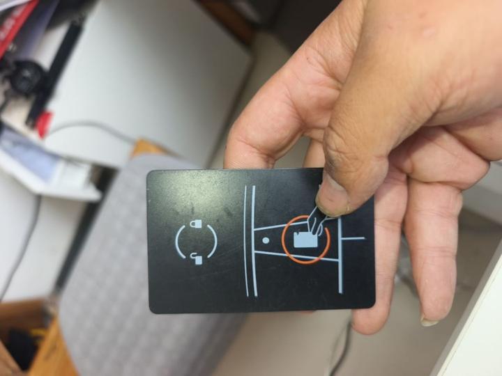 Model 3 2023 RWD photo 8