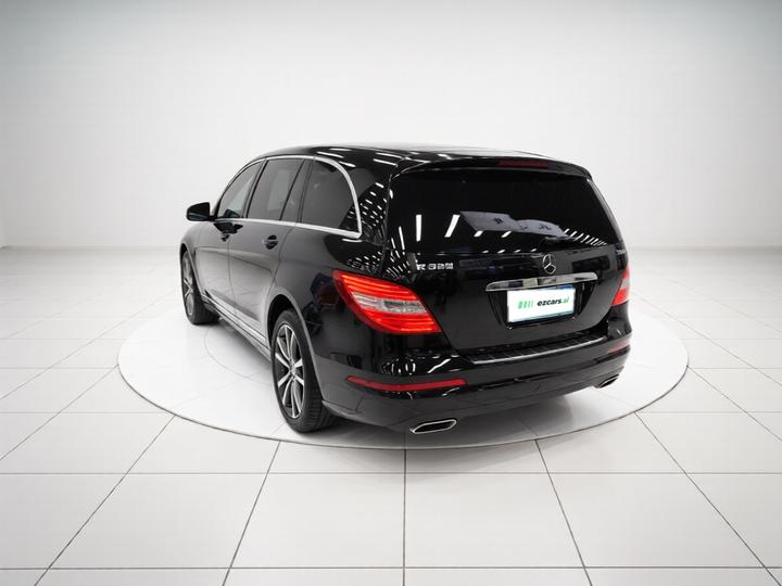 R-Class 2017 R 320 4MATIC Business Edition photo 3