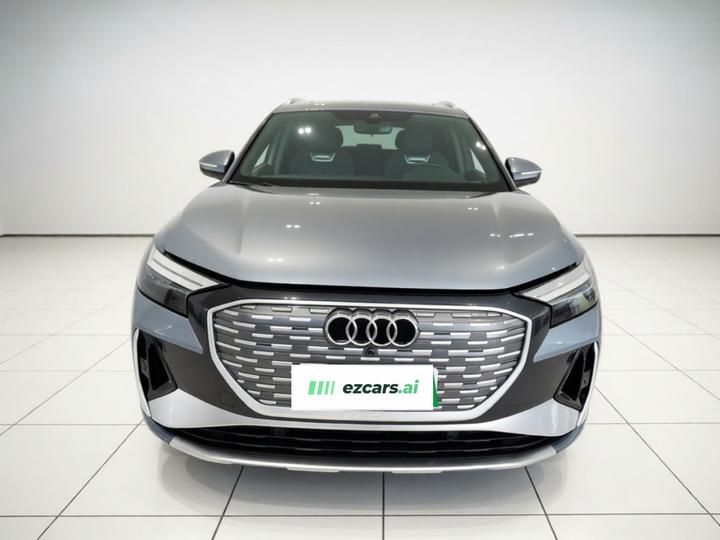 Q4 e-tron 2023 40 e-tron photo 2