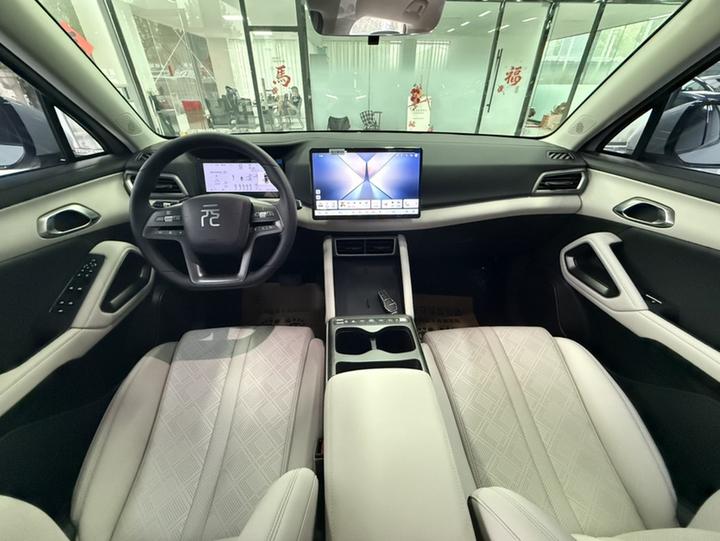 Yuan UP 2025 ADAS 401KM photo 6