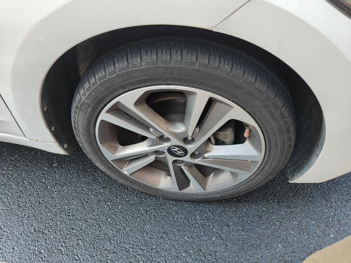 Elantra 2016 1.6L AT Smart Elite photo 8