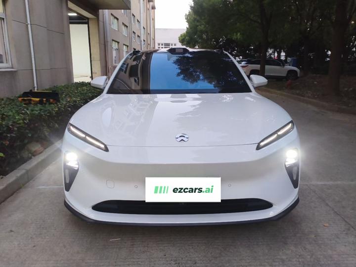 ET5 2022 75kWh photo 2