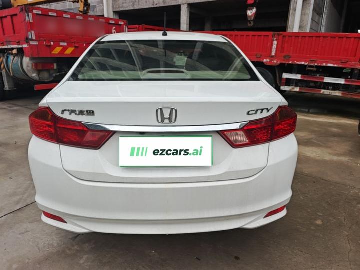 2017 1.5L CVT Comfort photo 5