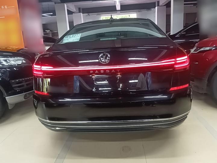 Passat 2023 Facelift 330TSI Luxury photo 3