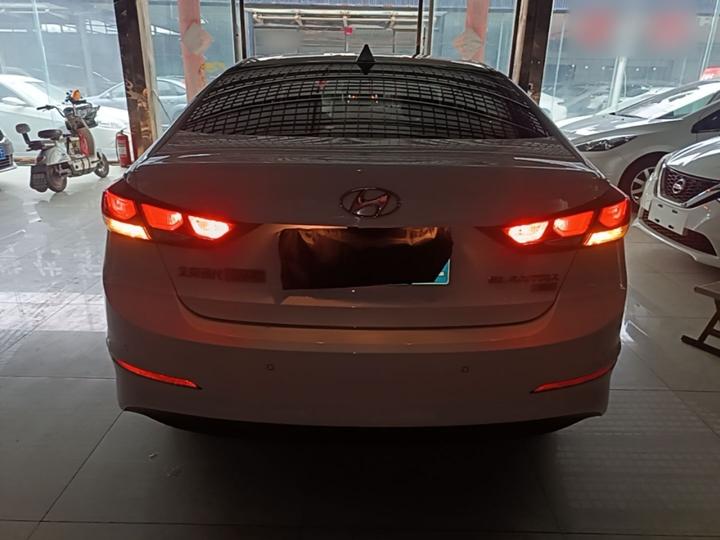 Elantra 2016 1.6L AT Smart Elite photo 5