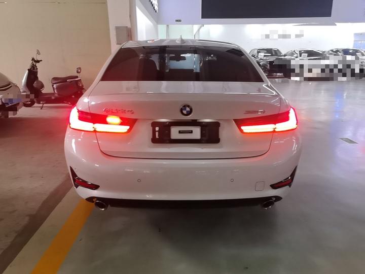 3 Series 2020 320i Sport Package photo 3