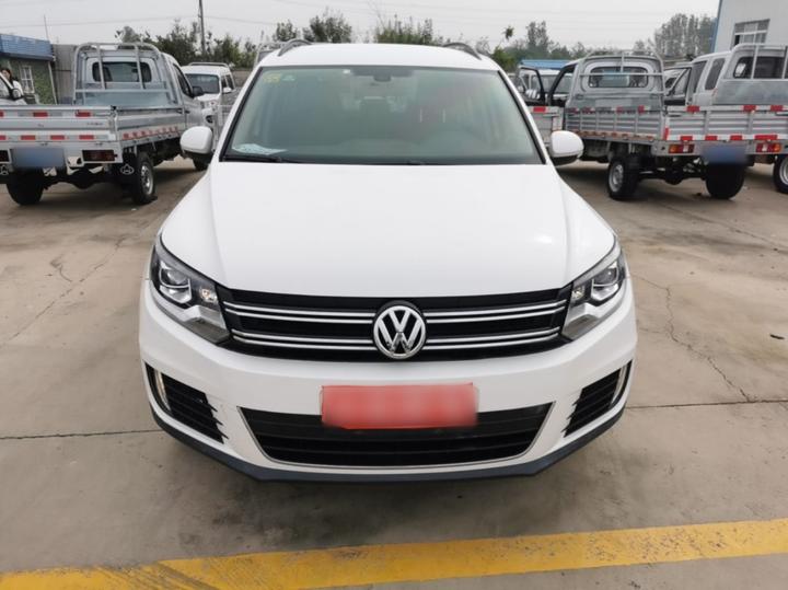 Tiguan 2015 1.8TSI AT RWD Comfort photo 2