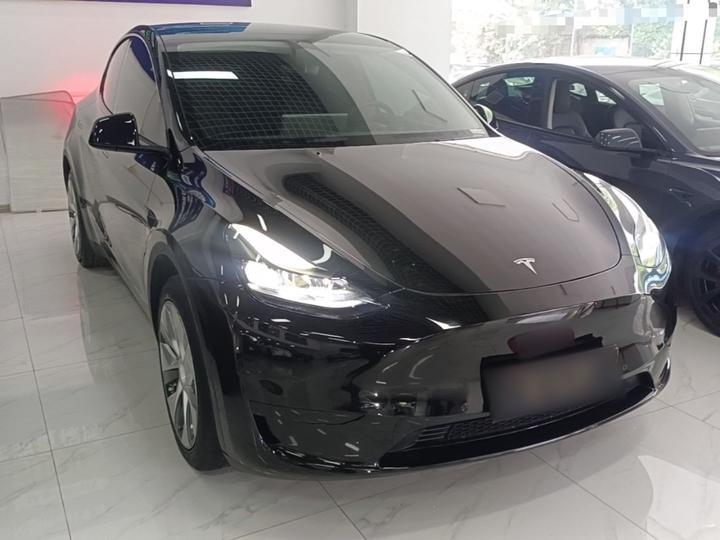 Model Y 2022 Facelift RWD photo 3