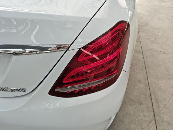 C-Class 2015 Facelift C 200 L Sport photo 7