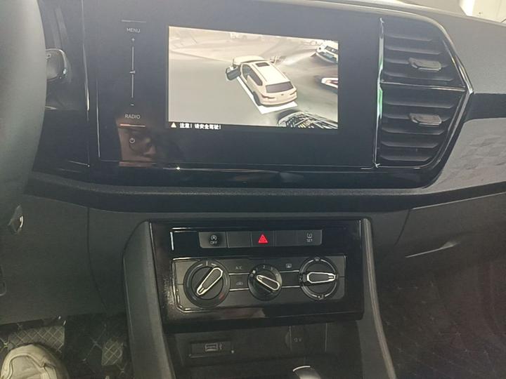 VS5 2019 280TSI AT Progressive photo 8