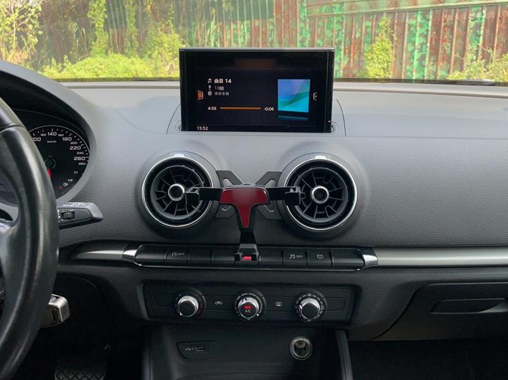 A3 2018 30 Anniversary Sportback 35 TFSI Progressive photo 4