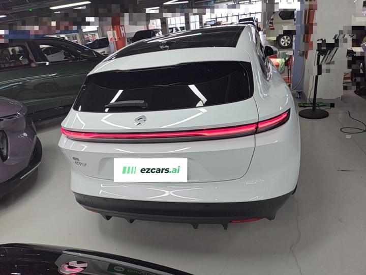 ET5T 2023 75kWh Touring photo 3