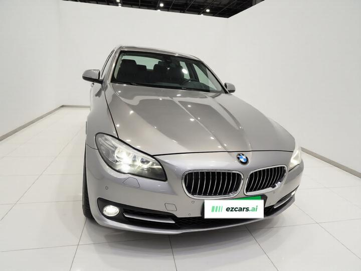 5 Series 2014 520Li photo 2