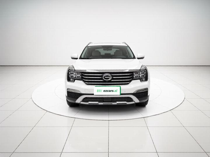 GAC Trumpchi GS8 2017 320T RWD Luxury Connected 7-Seater photo 2