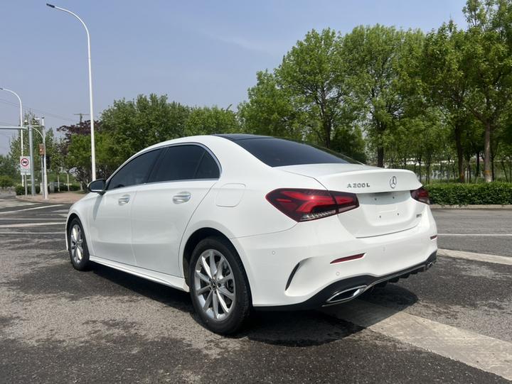 A-Class 2022 A 200 L Sport Dynamic photo 3