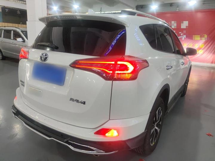 RAV4 2016 2.0L CVT RWD China V photo 3