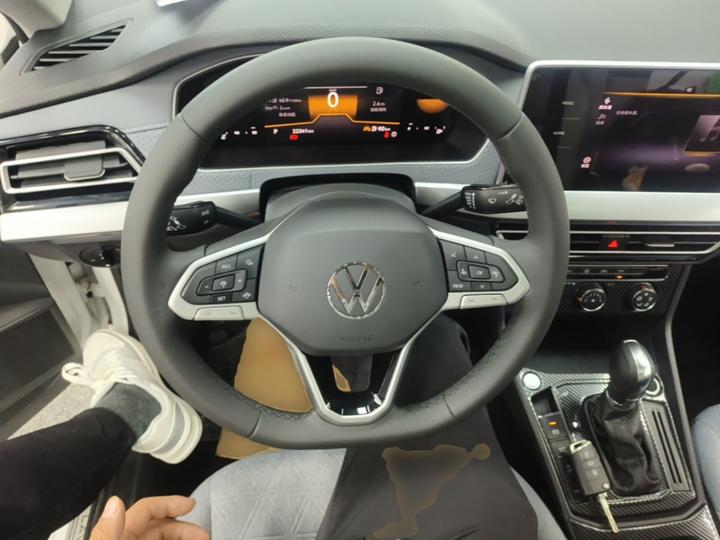 Lavida 2024 300TSI DSG photo 6