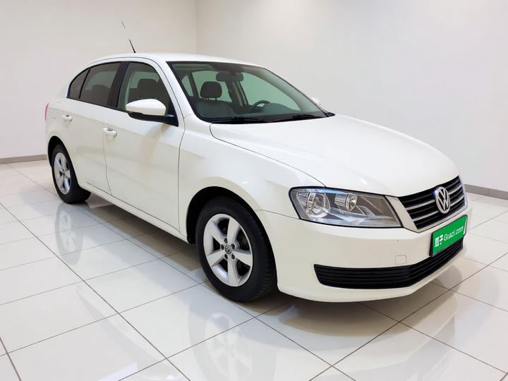 Lavida 2017 1.6L AT photo 3
