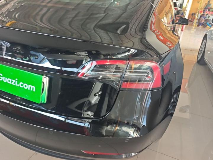 Model 3 2022 RWD photo 7