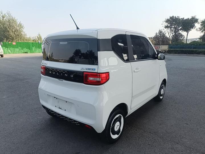 Hongguang MINIEV 2022 LFP photo 4