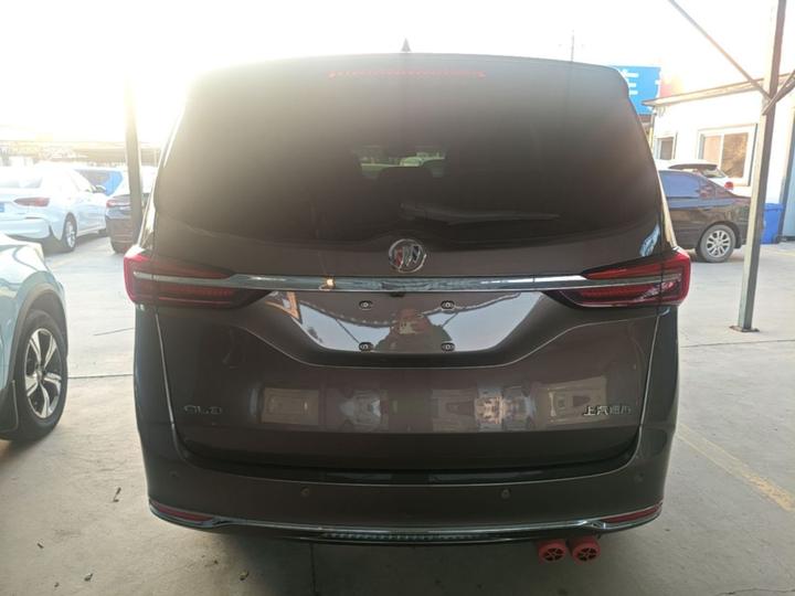 GL8 2023 Facelift Luxury photo 5