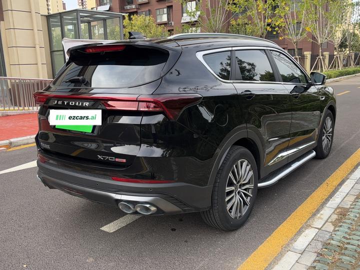 X70 PLUS 2024 Champion 1.5T DCTMAX+ 7-Seater photo 4