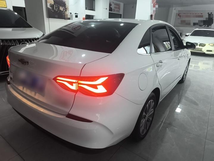 Cruze 2022 320 AT photo 4