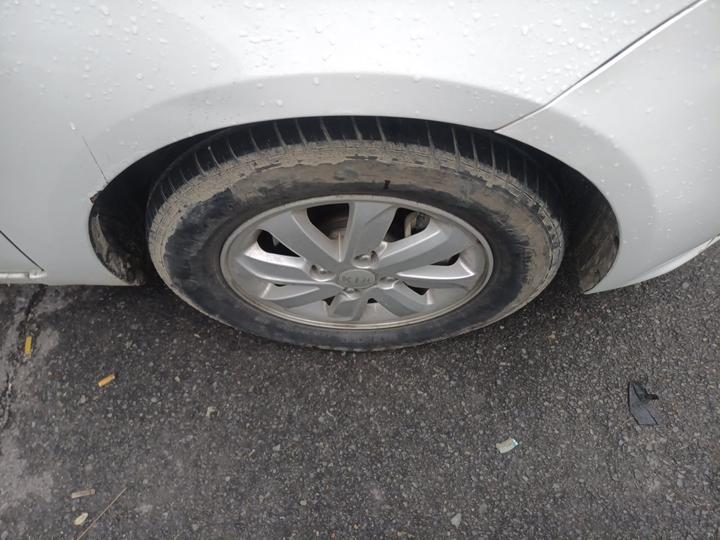 K2 2015 Sedan 1.4L MT GLS photo 8