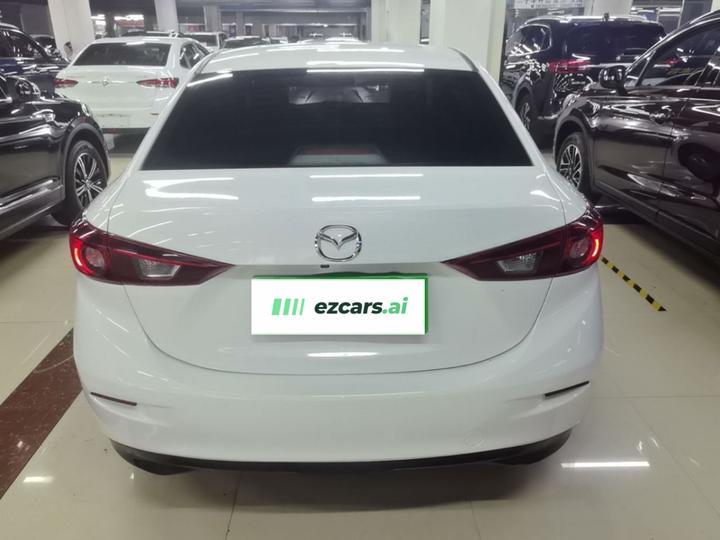 3 Axela 2016 Sedan 1.5L AT Luxury photo 3