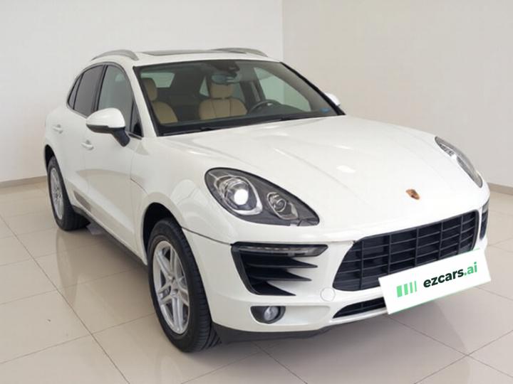 2017 Macan 2.0T photo 3