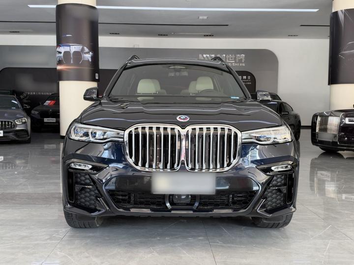 X7 2022 xDrive40i Executive M Sport Package photo 6