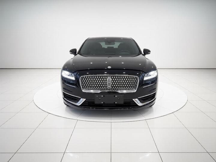 Nautilus Imported 2019 2.7T AWD China VI photo 2