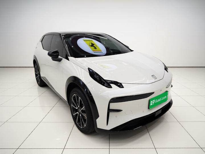X 2023 RWD YOU 4-Seater photo 3