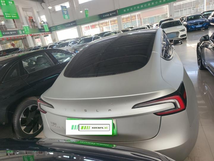 Model 3 2023 RWD photo 5