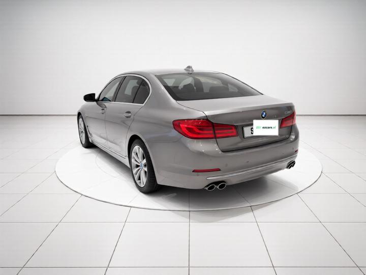 5 Series 2018 525Li Luxury photo 4