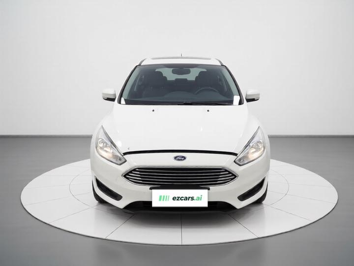 Focus 2020 Hatchback Classic 1.5L AT photo 2