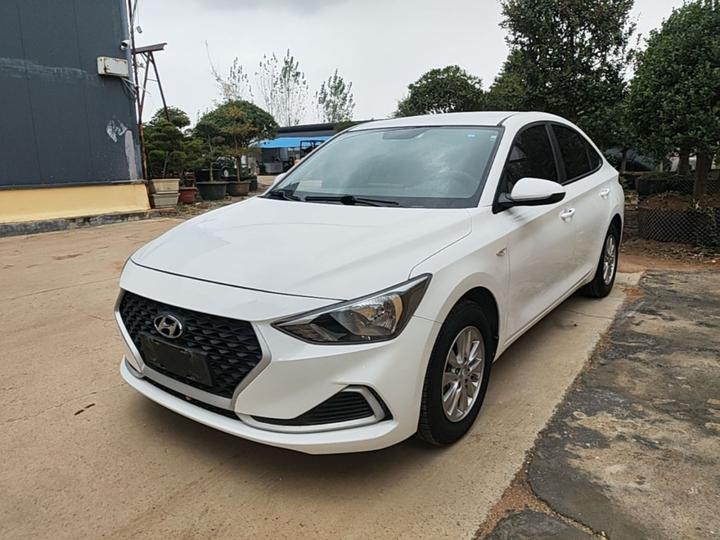 Dynamic 2020 1.6L AT GL