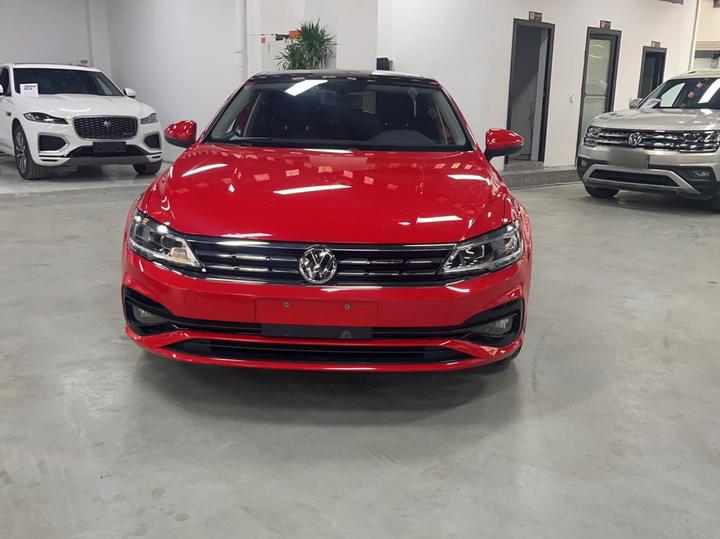 Lamando 2021 Facelift 280TSI DSG Comfort photo 2