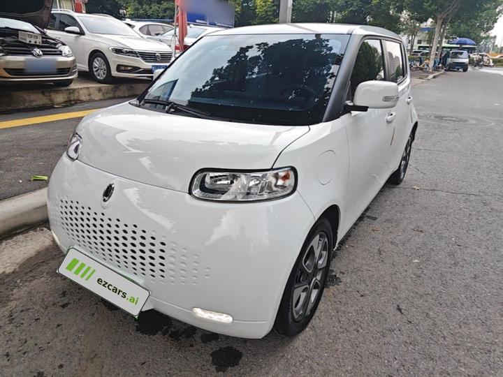 2020 305km Luxury