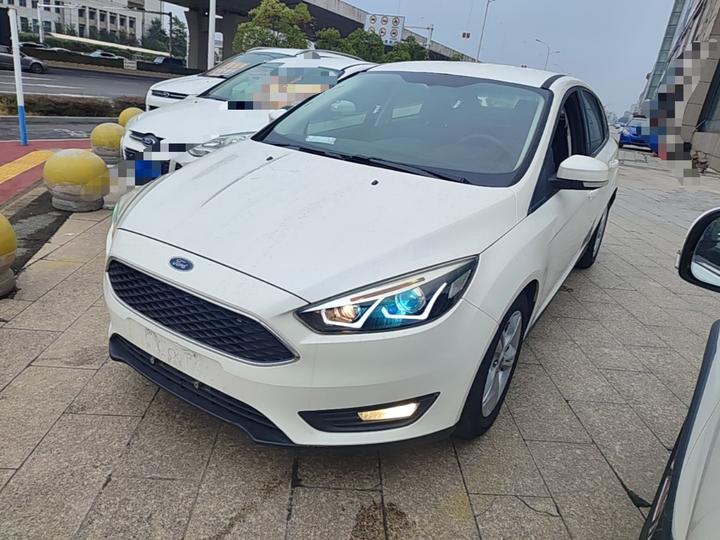 Focus 2017 Hatchback 1.6L AT Comfort