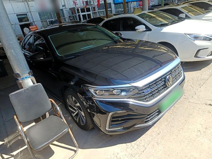 Passat EV 2022 430PHEV Hybrid Luxury photo 3
